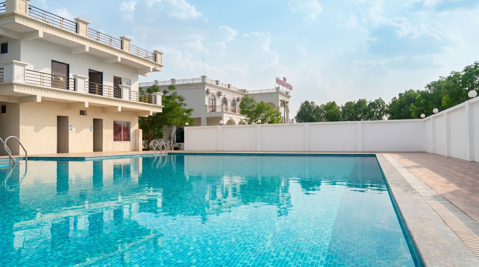 Private swimming pool for parties near Bhopal